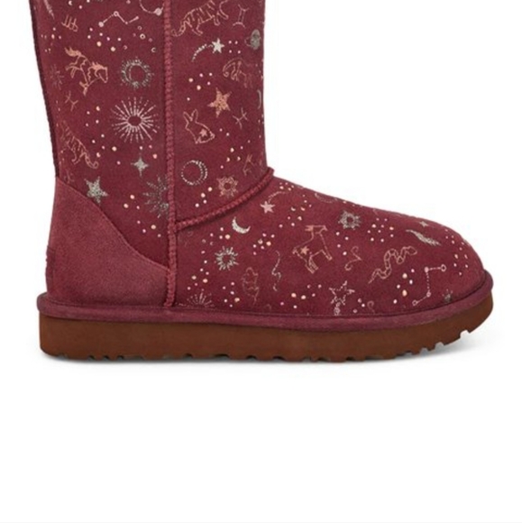 Uggs - Picture 2 of 7